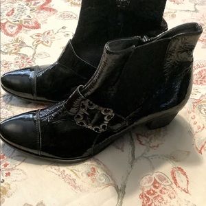 Black patent leather ankle booties